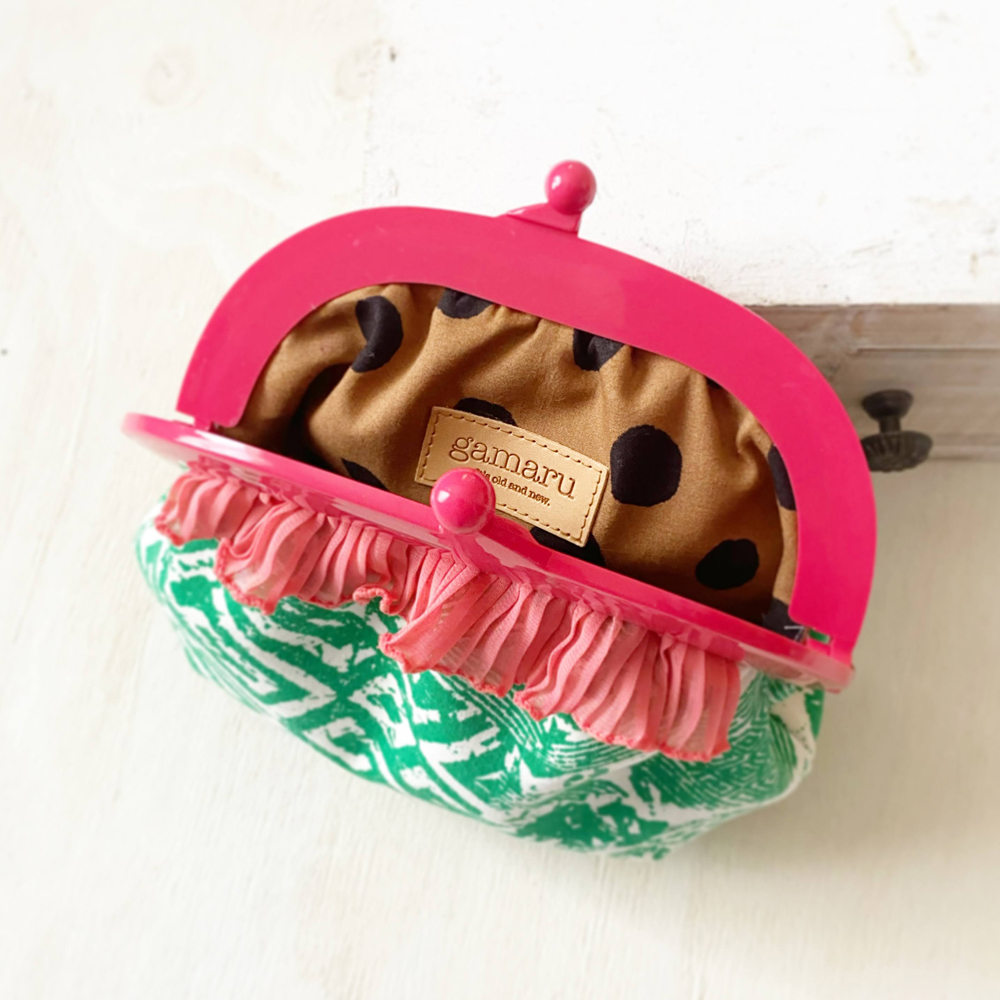 Retro Chic Lipstick Purse Free Shipping & Gift Wrapping